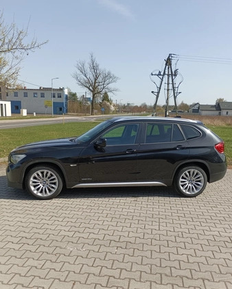 BMW X1 cena 37900 przebieg: 240000, rok produkcji 2010 z Nowa Sarzyna małe 781